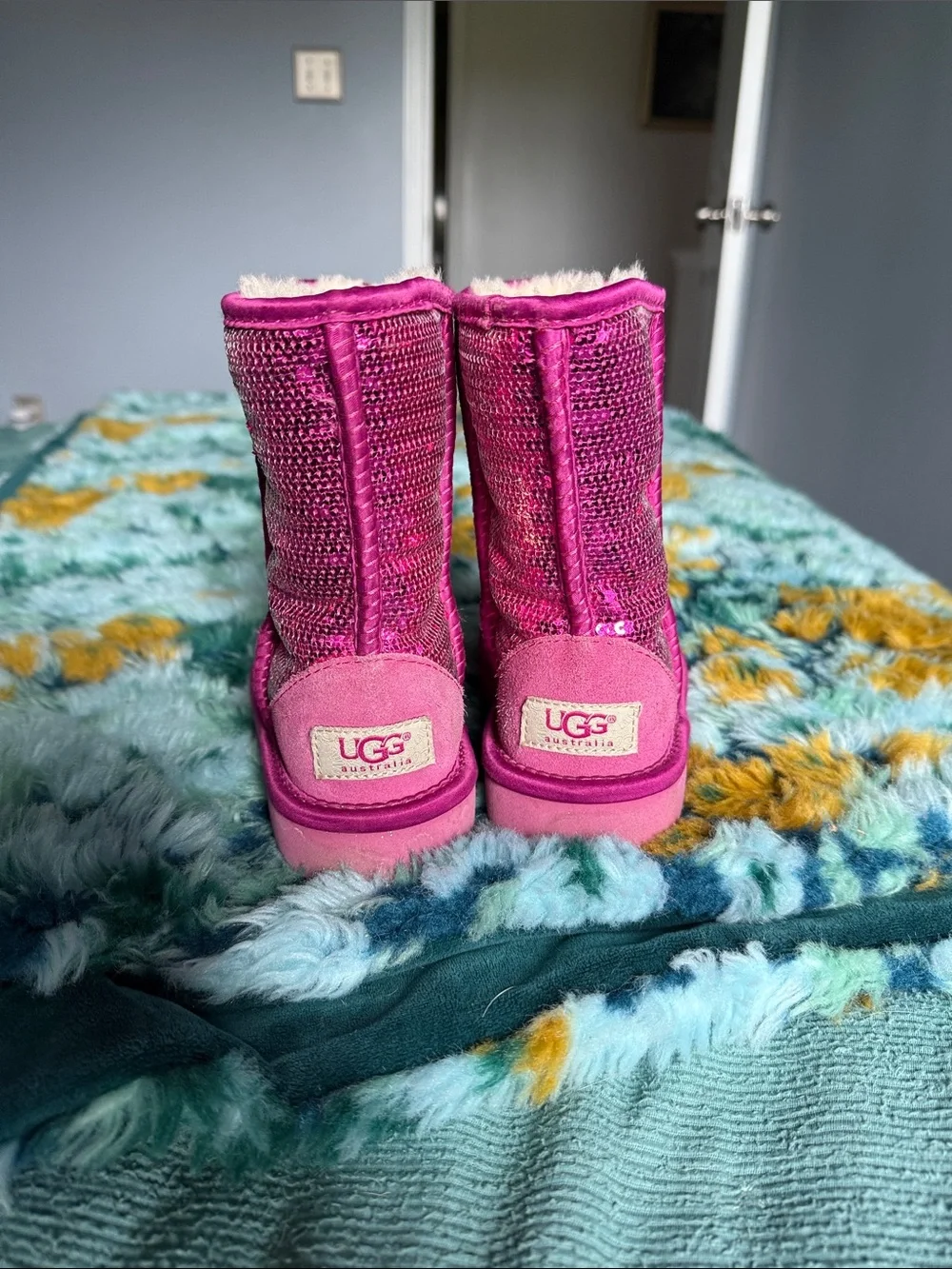 UGG Girls Pink Sequin Faux-Fur Lined Boots